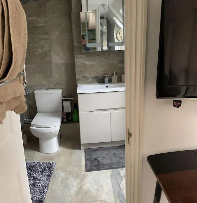 Cosy And Stylish 1Bd-Limehouse Apartment London